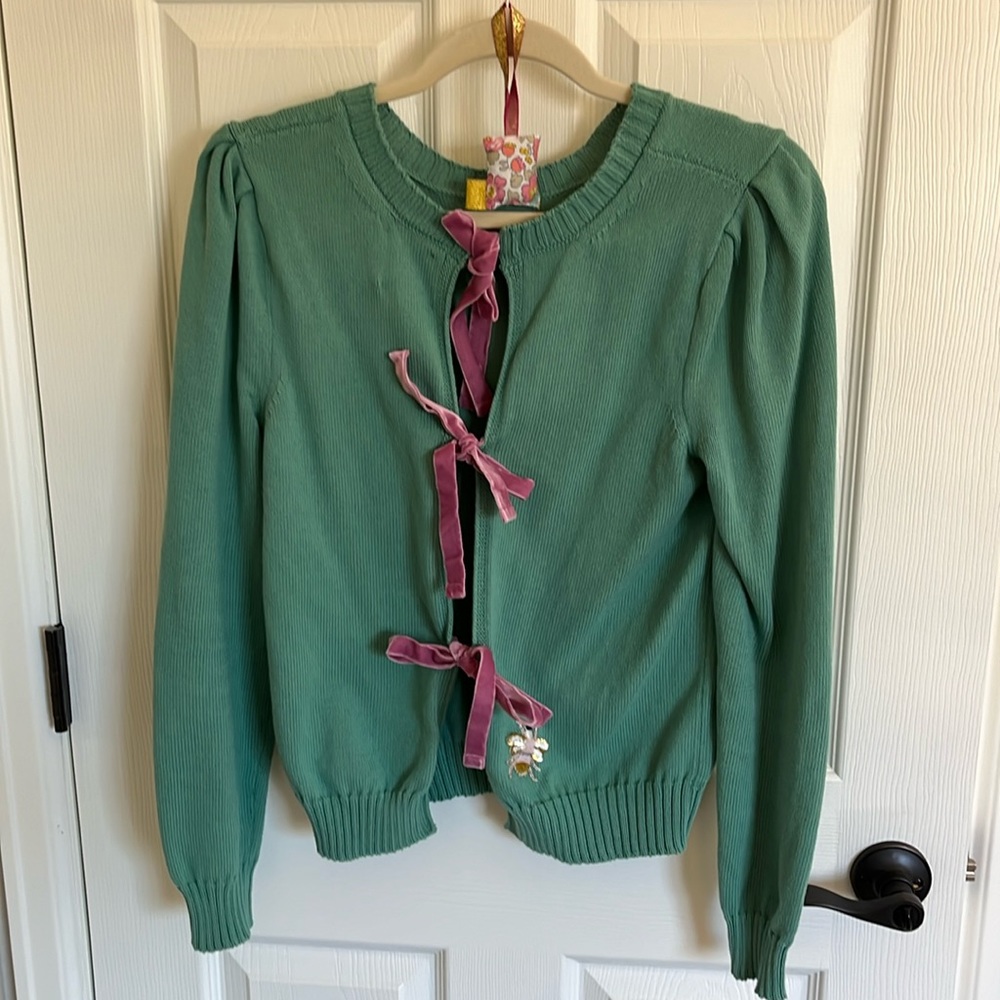 Le Lion Sweater tie-back size Medium